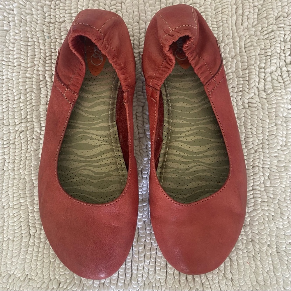 Softinos by FLY LONDON red-orange flats - Picture 3 of 7